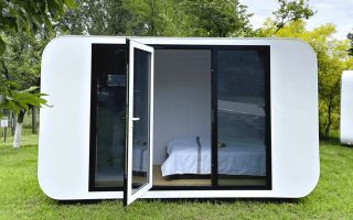 Apple Cabin: Mini-Haus im Design des iPhone