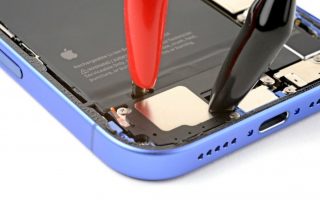 iPhone 16: iFixit präsentiert VoltClip für einfachere Akku-Reparaturen