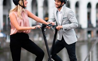 Amazon Angebote: Segway-Ninebot E-Scooter, Sony PS5 & mehr